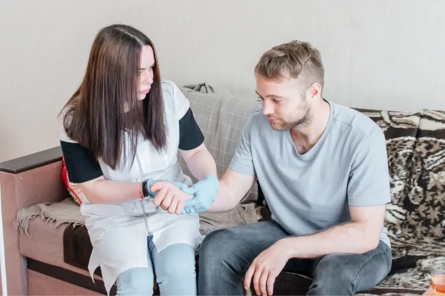 Нарколог на дом в Тынде: быстро, недорого